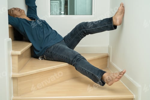 Preview: Asian lady woman patient fall down the stairs because slippery surfaces