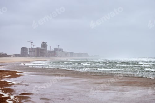 Preview: Oostende beach in a windy day during the winter