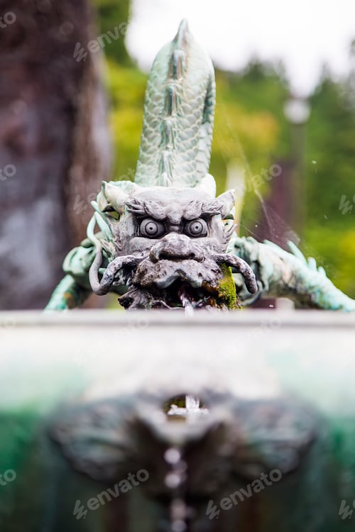 Preview: Dragon headed fountain near Rinnoji Temple in Nikko