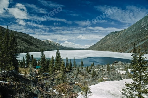 Preview: Multinskoe lake with snow. Altai mountains