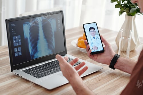Preview: Patient Looking at Chest X-ray