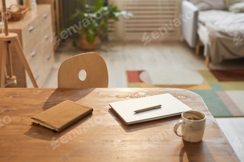 Preview: Warm Home Office Workplace