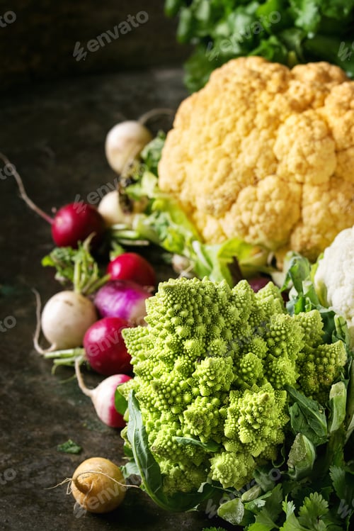 Preview: Variety of cauliflower and radish