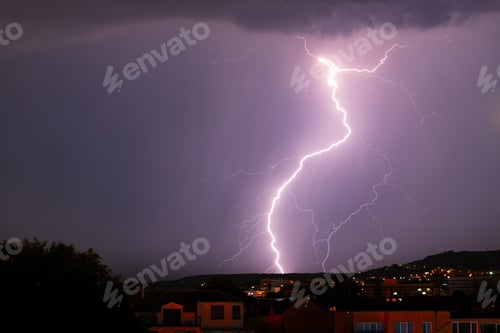 Preview: powerful lightning