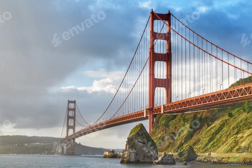 Preview: The Golden Gate bathed in morning sunshine