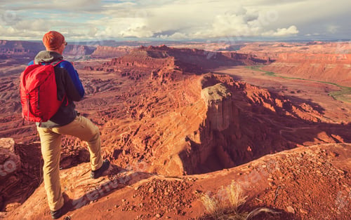 Preview: Hike in Utah