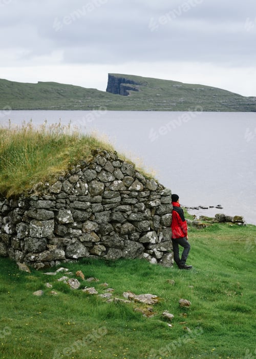 Preview: Lonely guy near Leitisvatn lake