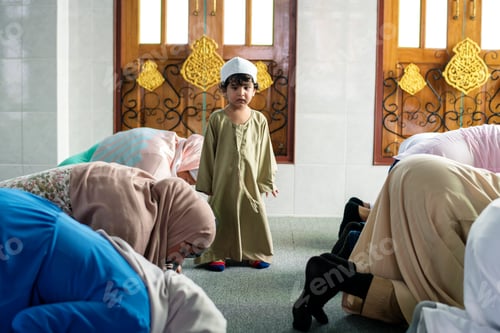 Preview: Muslim people praying in Sujud posture