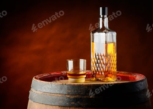 Preview: Whisky Glass and Bottle