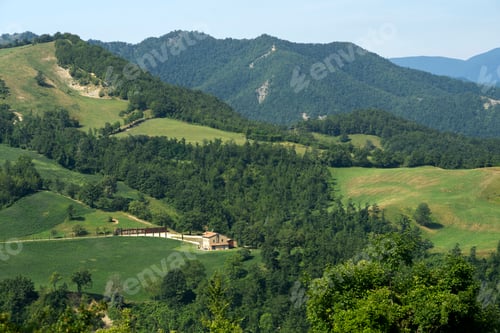 Preview: Summer landscape near Bagno di Romagna, in the Appennino