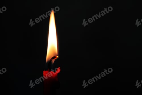 Preview: burning red candle
