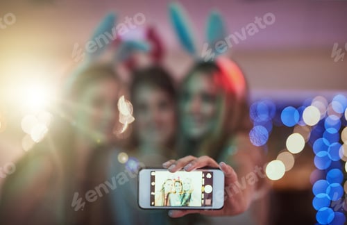 Preview: Its a mandatory selfie to showcase a great night out