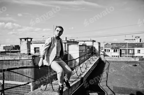 Preview: Man on roof