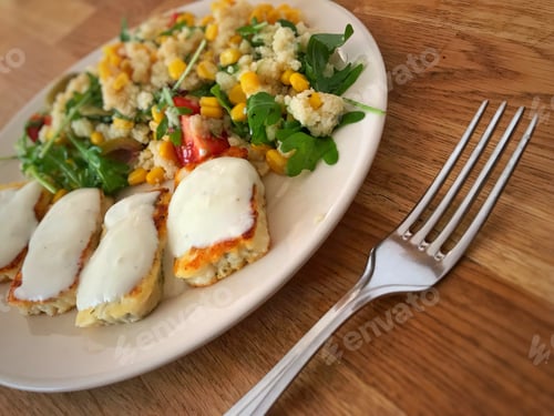 Preview: Restaurant, delivery, healthy food, time to eat
