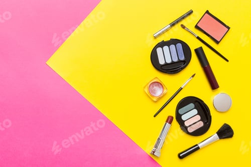 Preview: Professional makeup tools. Top view. Flat lay. Beauty, decorative cosmetics.