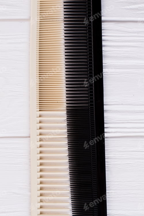 Preview: Two different plastic hair combs, top view.