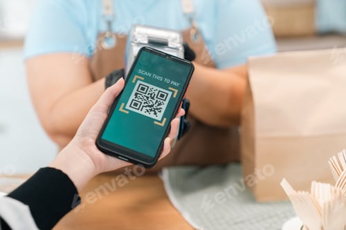 Preview: Seamless Online Payment Experience, Using a Mobile Phone App for Digital Transactions