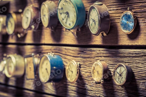 Preview: Old clocks on the wall
