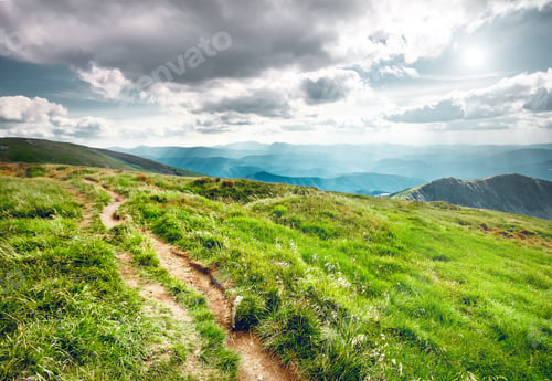 Preview: Mountain landscape in summer