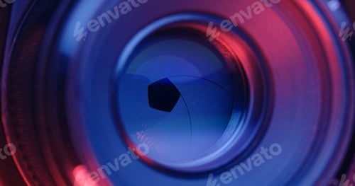 Preview: Adjusting Camera lens aperture with pink and purple light