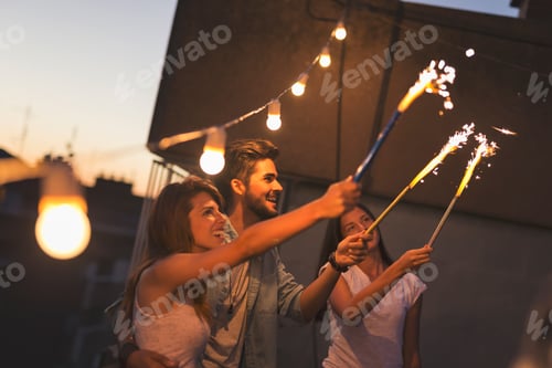 Preview: Rooftop party