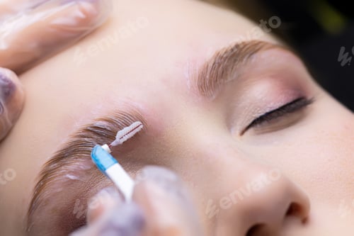Preview: macro photography of the distribution of compositions with a special brush for laminating eyebrows