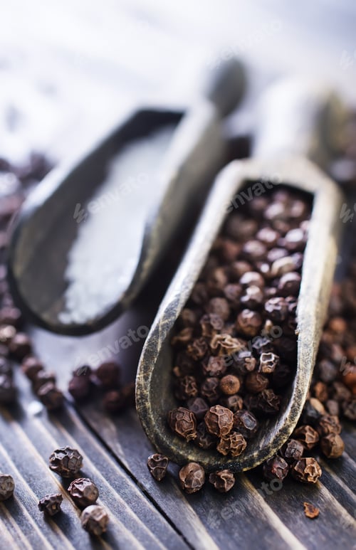 Preview: pepper and salt