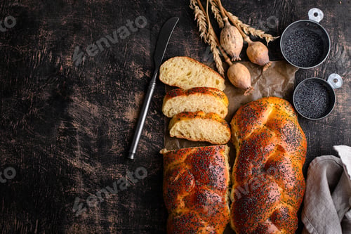 Preview: Traditional Jewish sabbath Challah bread