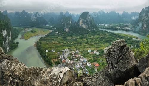 Preview: Karst mountains around Li river from Xiangong hill