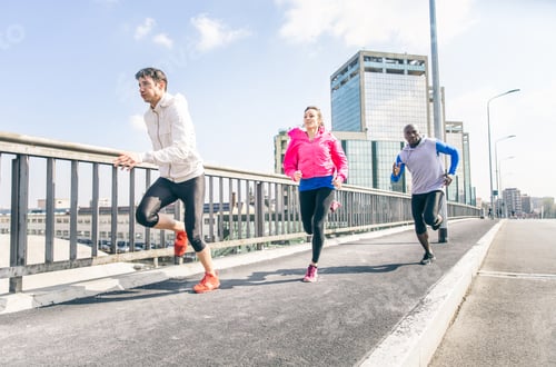 Preview: Runners training on the streets