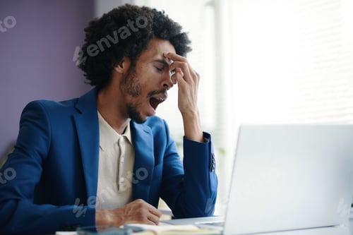Preview: Yawning Tired Businessman