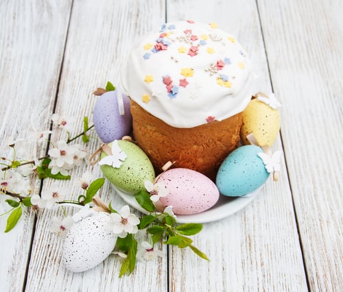 Preview: Easter bread and eggs