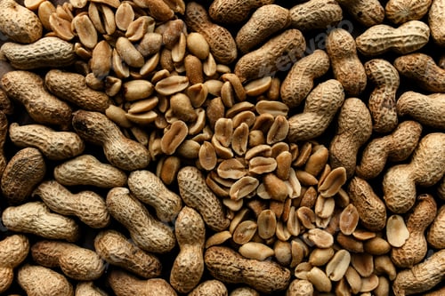 Preview: Heap of raw peanuts on the table