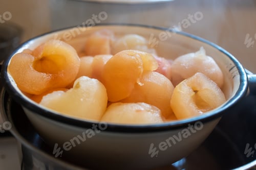 Preview: freshly boiled peeled apples