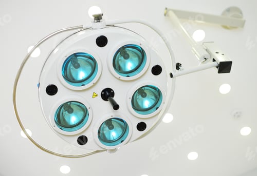 Preview: Surgical lamp close-up in a modern operating room