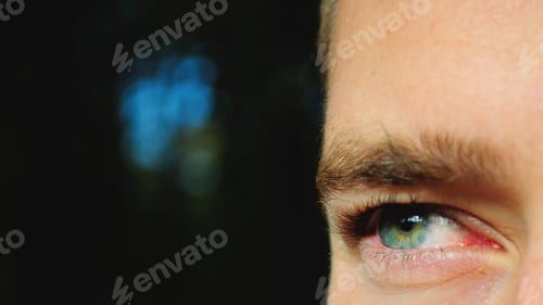 Preview: Close up of male eye