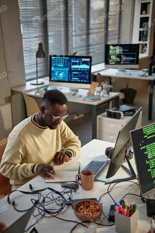 Preview: Software Developer Making Calculations