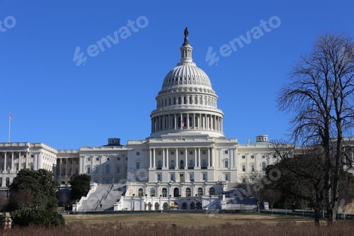 Preview: Beautiful daytime view of the Washington Capitol