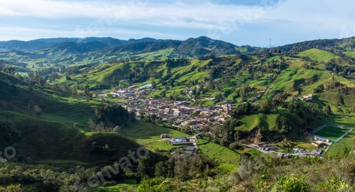 Preview: Typical Antioquia Village with Big Catedral
