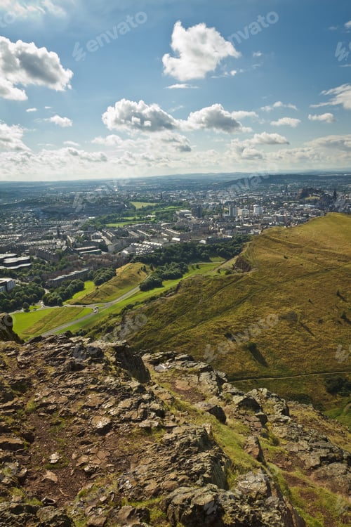 Preview: The majestic hill overlooking the city - great for a hike