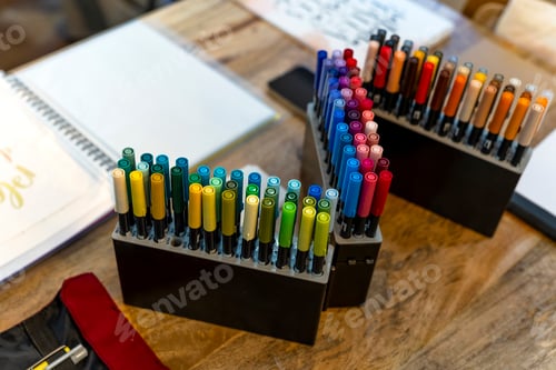 Preview: Art lettering workshop. Learning to draw letters. College classes.
