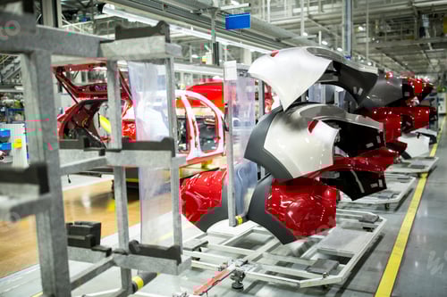 Preview: Modern automatized car production in a factory