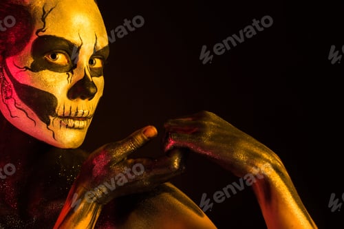 Preview: Pretty girl with skeleton makeup