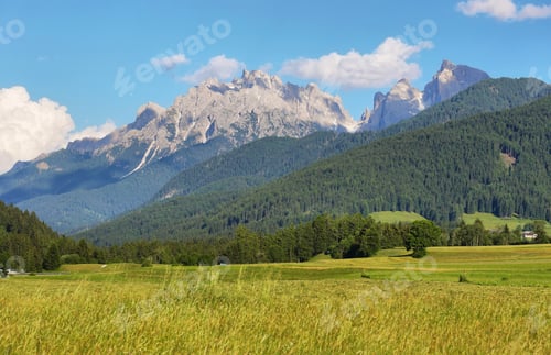 Preview: Alpine mountain view in Sudtirol region of Dolomite Alps, Italy,