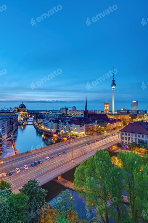 Preview: The historic center of Berlin after sunset