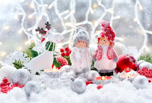 Preview: Christmas decorations little figure boy and girl with festive decorations оn the snow
