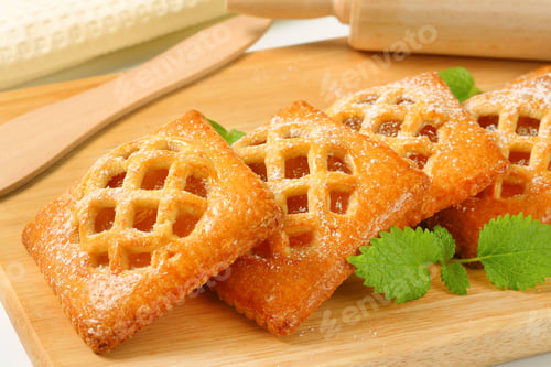 Preview: Little apricot pies