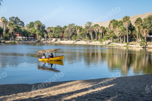 Preview: Small boat at Huacachina Oasis Lake - Ica, Peru