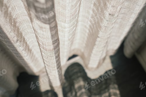 Preview: Warm curtain