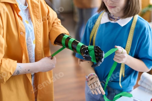 Preview: Teen Girls Decorating Prosthetics in Crafting Class